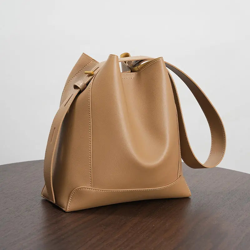 Sac seau en cuir Élégance Pure ORIS WEAR