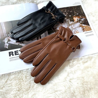 Mode femme élégante noir — ORIS WEAR