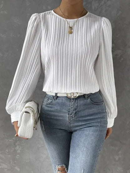 Elenya – Élégance aérienne pour le printemps ORIS WEAR