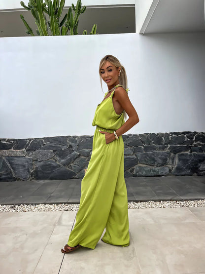 Jumpsuit Élégance Divine – La fluidité au service du style ORIS WEAR