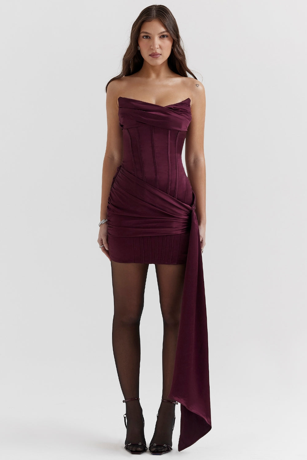 Ludmilla | La Robe en Satin – Corset Fait Main, Luxe & Glamour Valerios Fashion